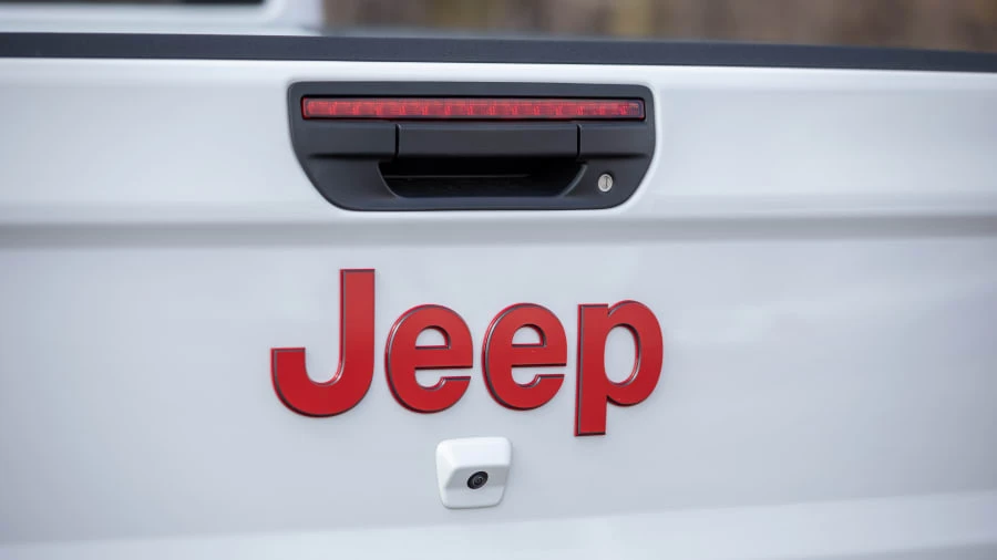 2023 Jeep JT Gladiator - Image 19 of 23