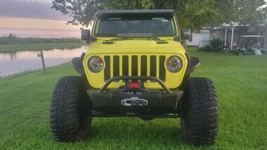 2023 Jeep JT Gladiator - Image 3 of 31