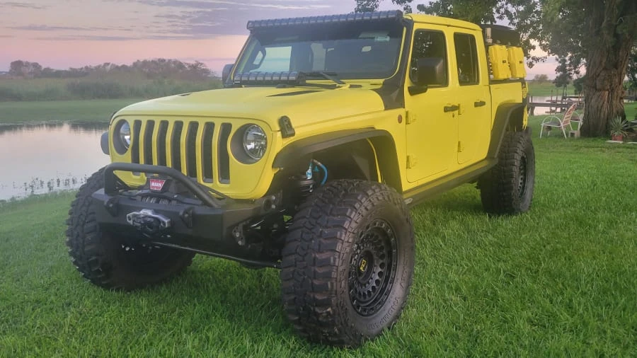 2023 Jeep JT Gladiator - Image 8 of 31
