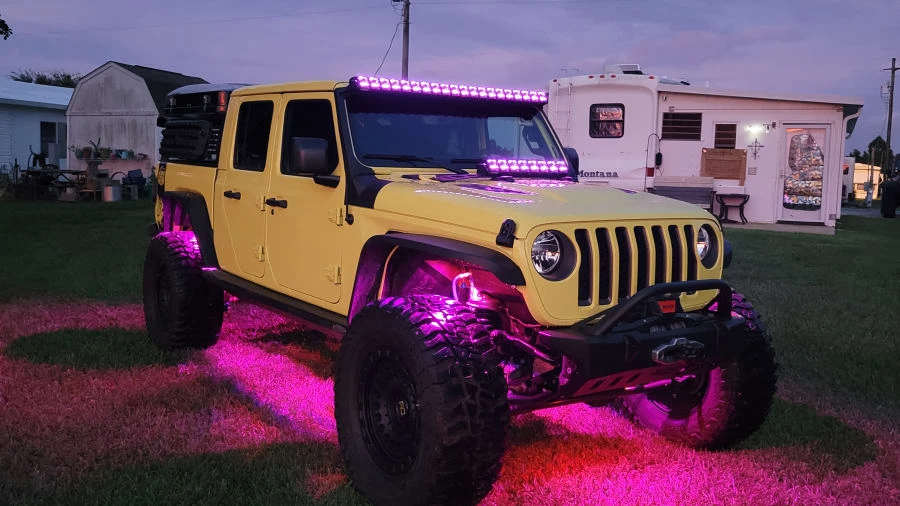 2023 Jeep JT Gladiator - Image 18 of 31