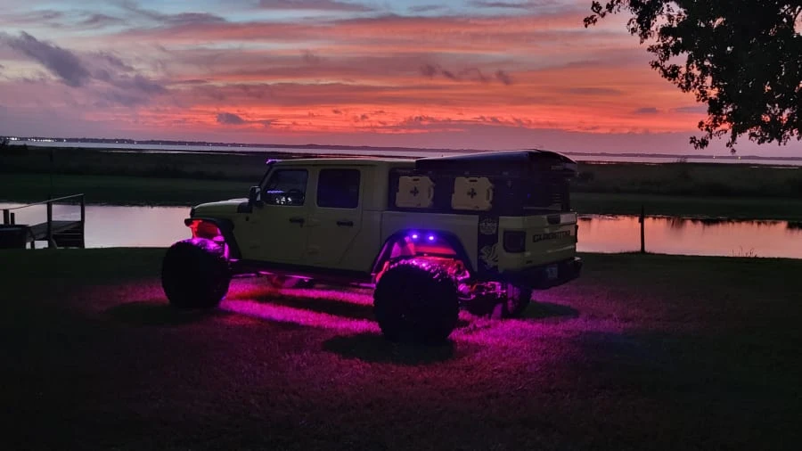 2023 Jeep JT Gladiator - Image 17 of 31