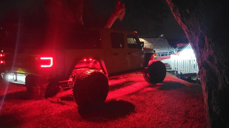 2023 Jeep JT Gladiator - Image 16 of 31