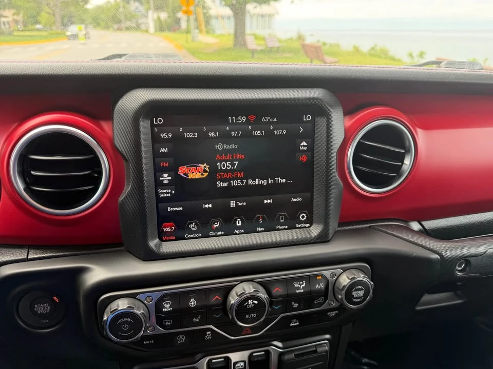 2023 Jeep JT Gladiator - Image 11 of 14