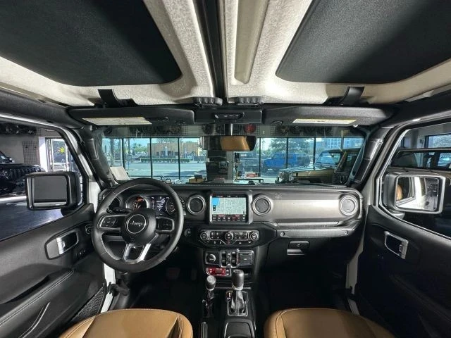 2023 Jeep JT Gladiator - Image 19 of 21