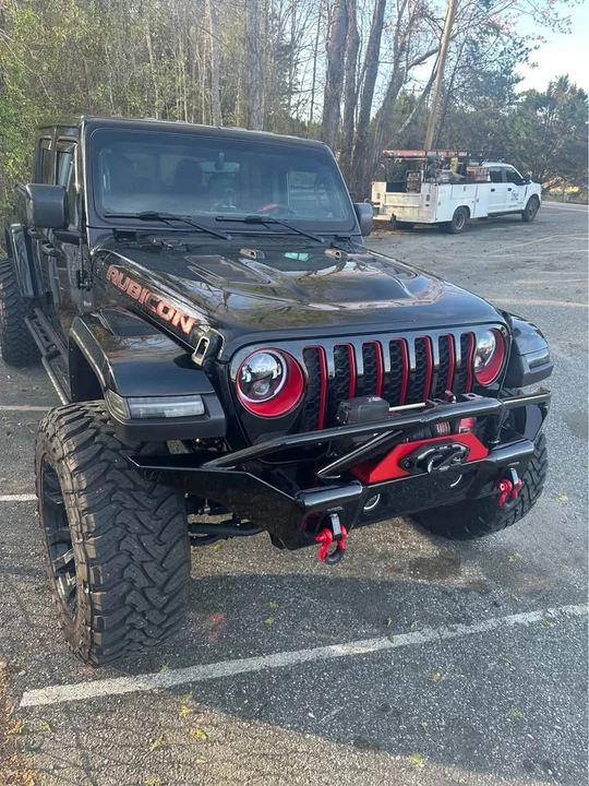 2023 Jeep JT Gladiator - Image 2 of 7