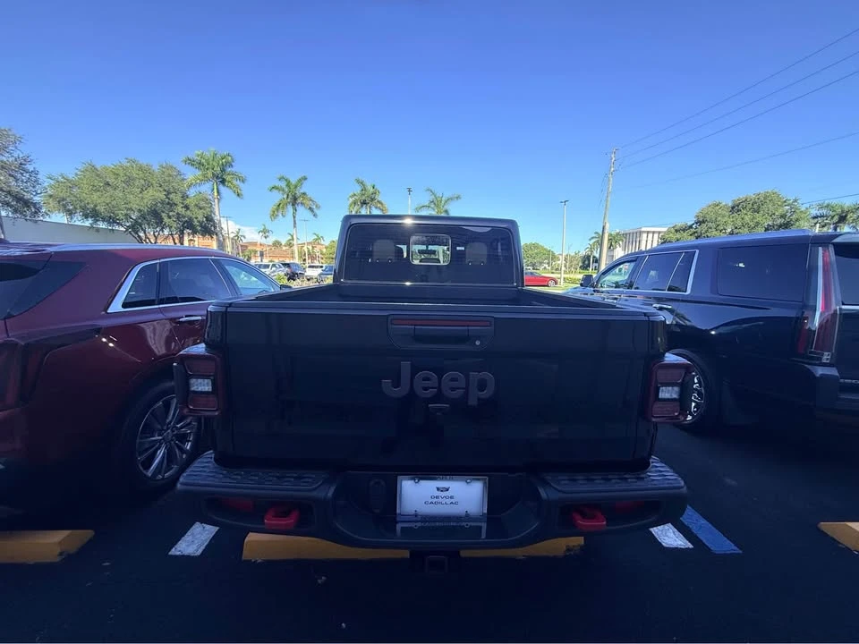 2023 Jeep JT Gladiator - Image 4 of 13