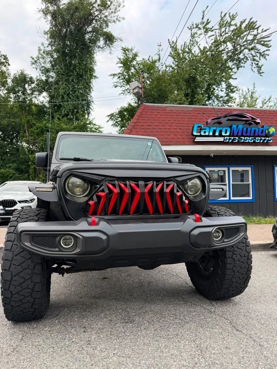 2023 Jeep JT Gladiator - Image 2 of 20