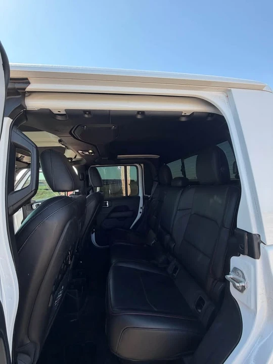 2023 Jeep JT Gladiator - Image 9 of 10