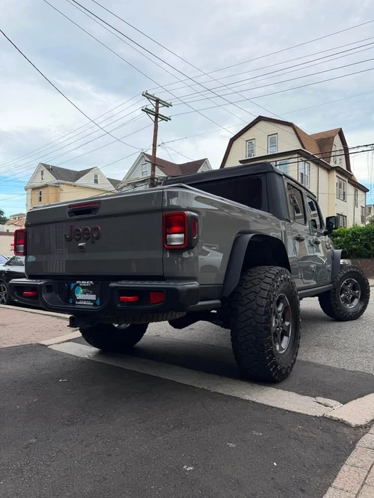 2023 Jeep JT Gladiator - Image 5 of 20
