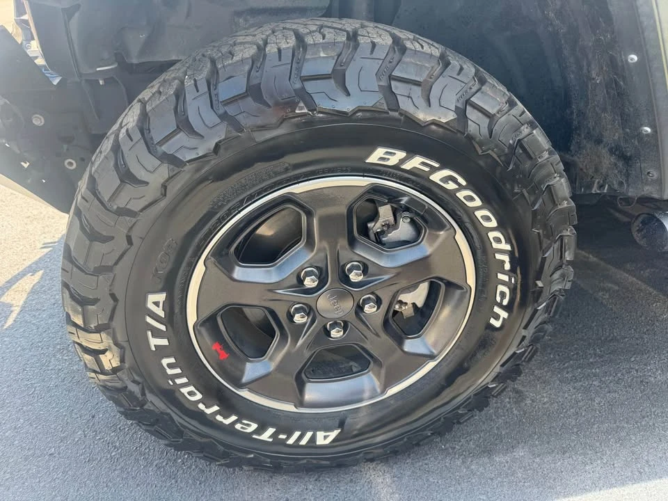 2023 Jeep JT Gladiator - Image 5 of 11