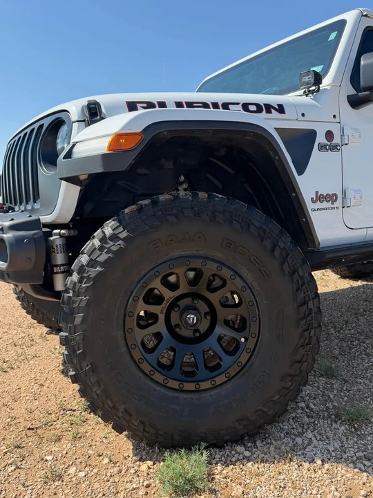 2023 Jeep JT Gladiator - Image 3 of 10
