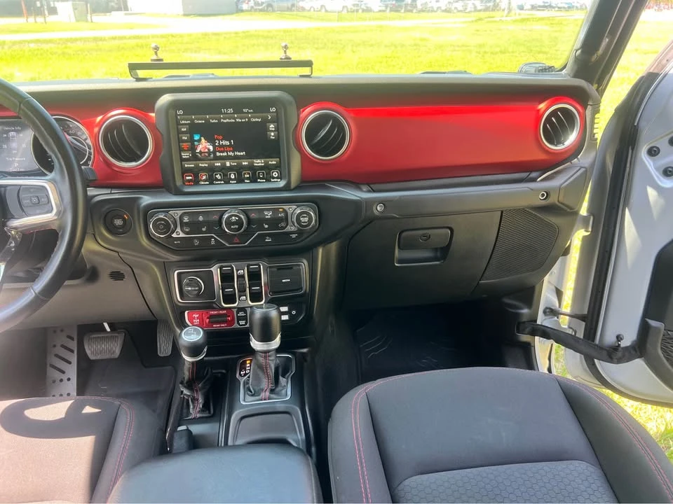 2023 Jeep JT Gladiator - Image 10 of 14