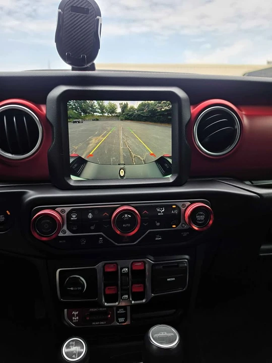 2023 Jeep JT Gladiator - Image 19 of 20