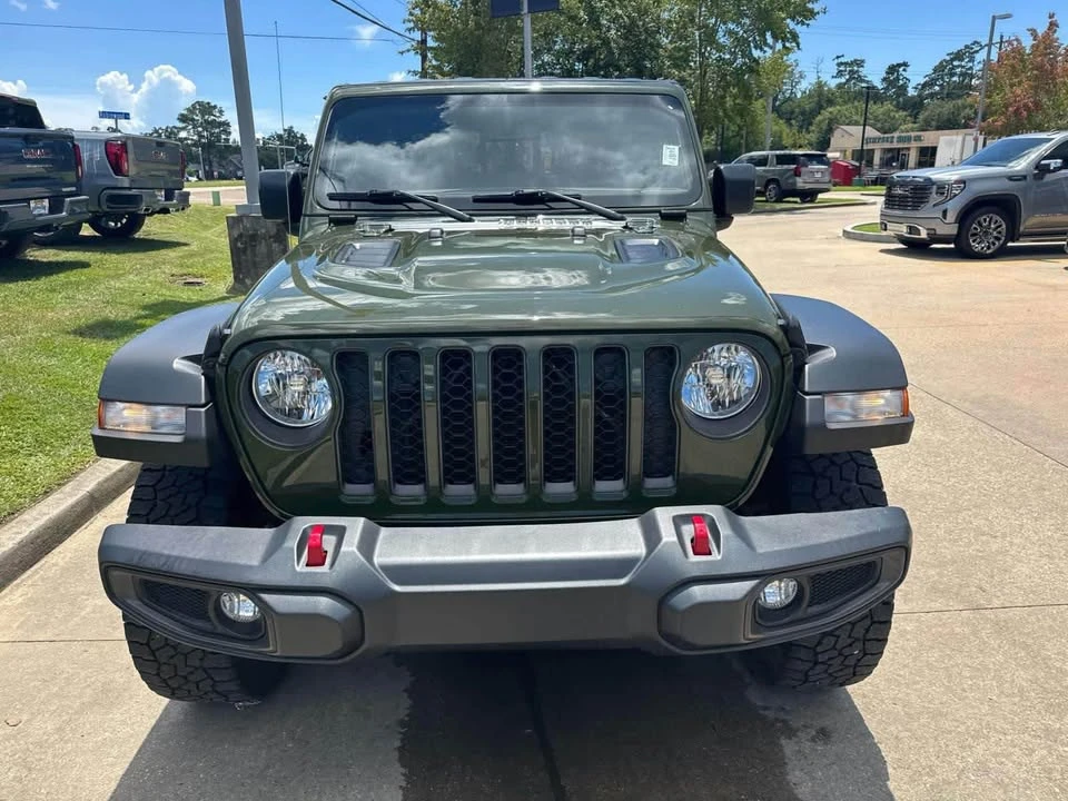 2023 Jeep JT Gladiator - Image 2 of 17