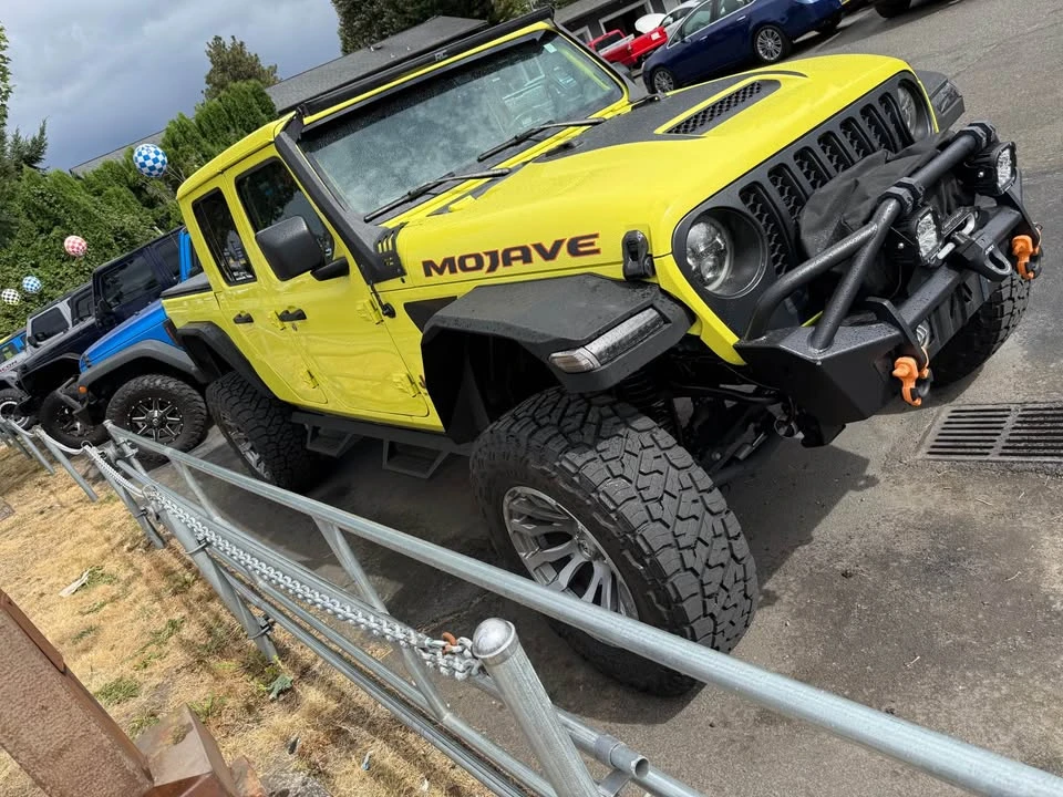 2023 Jeep JT Gladiator - Image 3 of 8