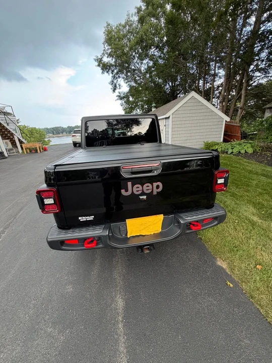 2023 Jeep JT Gladiator - Image 3 of 9