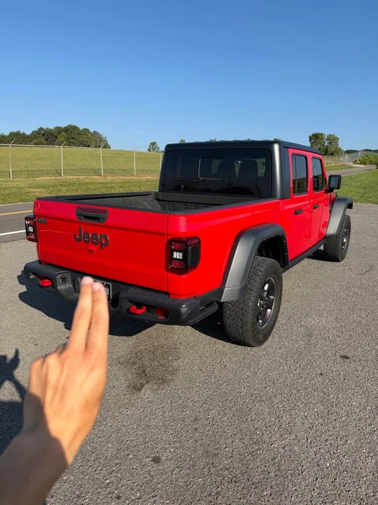 2023 Jeep JT Gladiator - Image 3 of 12