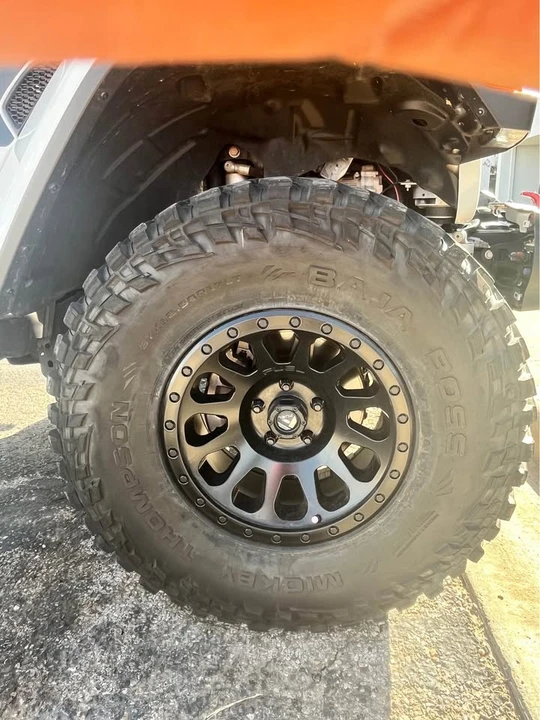 2023 Jeep JT Gladiator - Image 6 of 12