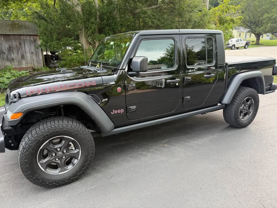2023 Jeep JT Gladiator - Image 9 of 9