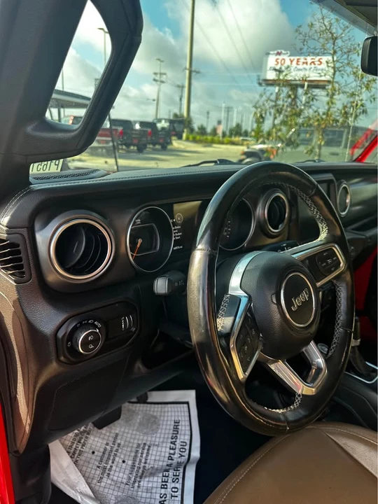 2023 Jeep JT Gladiator - Image 7 of 11