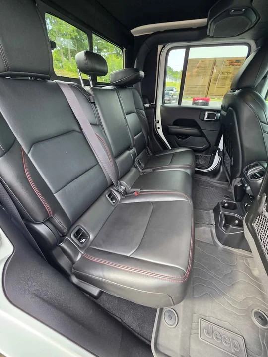 2023 Jeep JT Gladiator - Image 13 of 20
