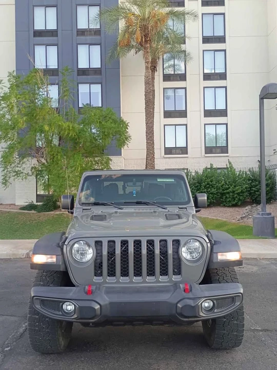 2023 Jeep JT Gladiator - Image 2 of 14