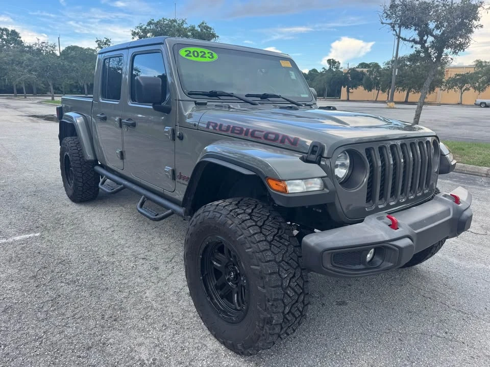 2023 Jeep JT Gladiator - Image 11 of 19