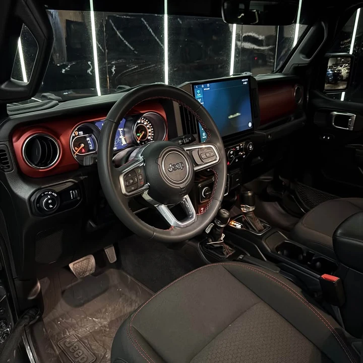 2023 Jeep JT Gladiator - Image 9 of 13