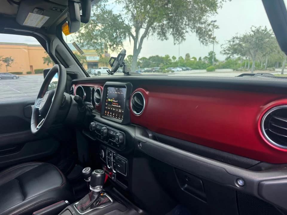 2023 Jeep JT Gladiator - Image 13 of 19
