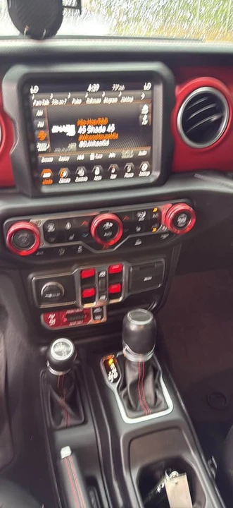 2023 Jeep JT Gladiator - Image 4 of 19