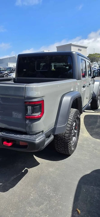2023 Jeep JT Gladiator - Image 5 of 5