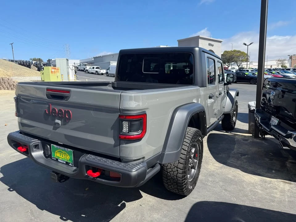 2023 Jeep JT Gladiator - Image 4 of 9