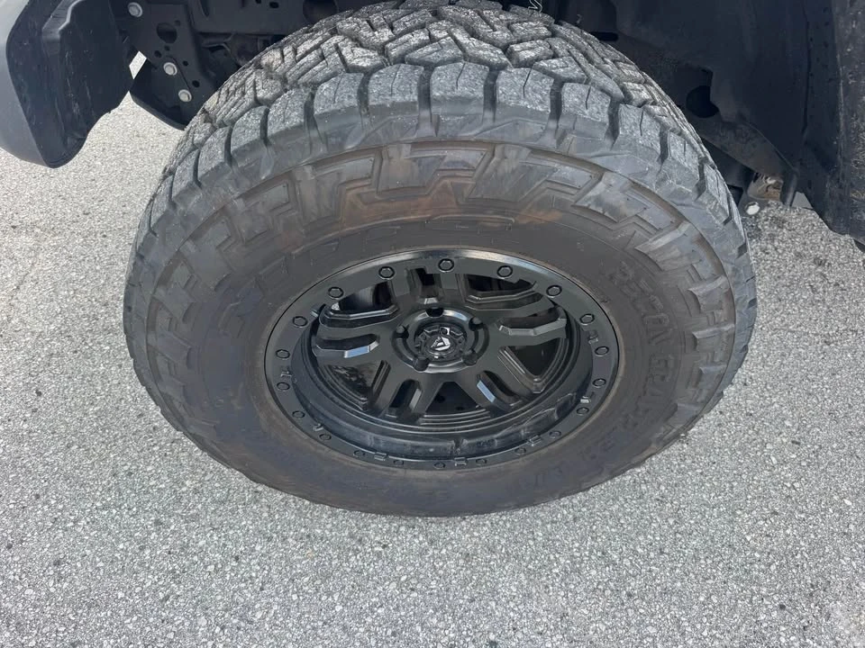 2023 Jeep JT Gladiator - Image 7 of 19