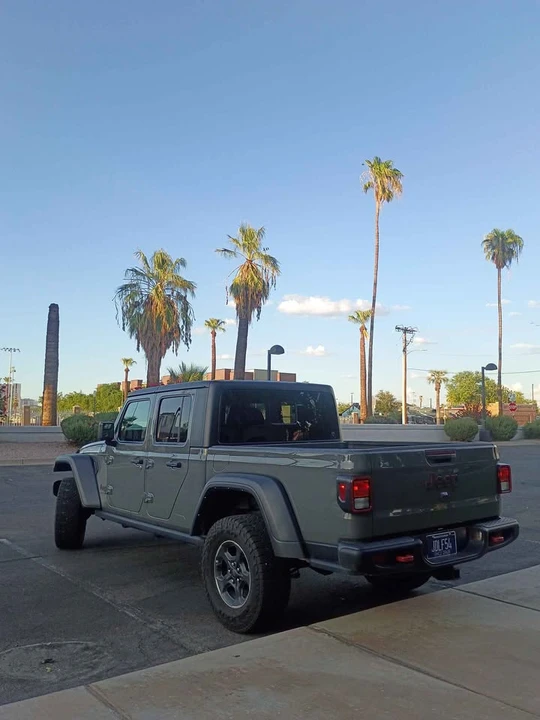 2023 Jeep JT Gladiator - Image 8 of 14