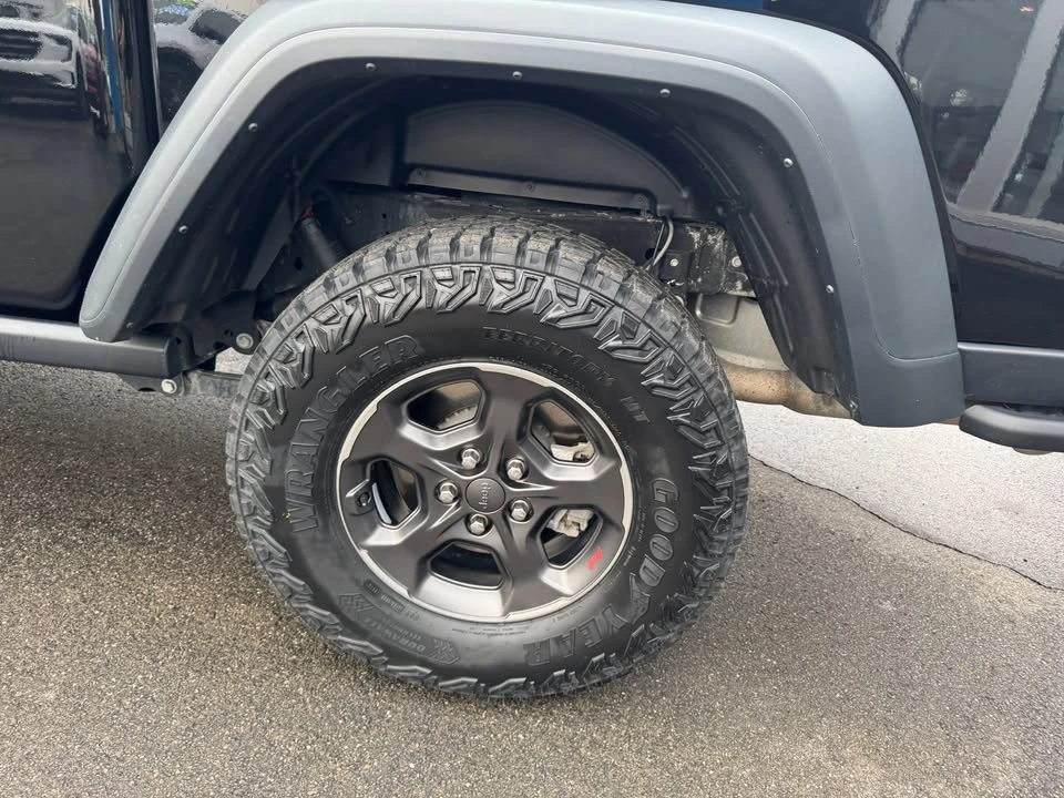 2023 Jeep JT Gladiator - Image 12 of 16