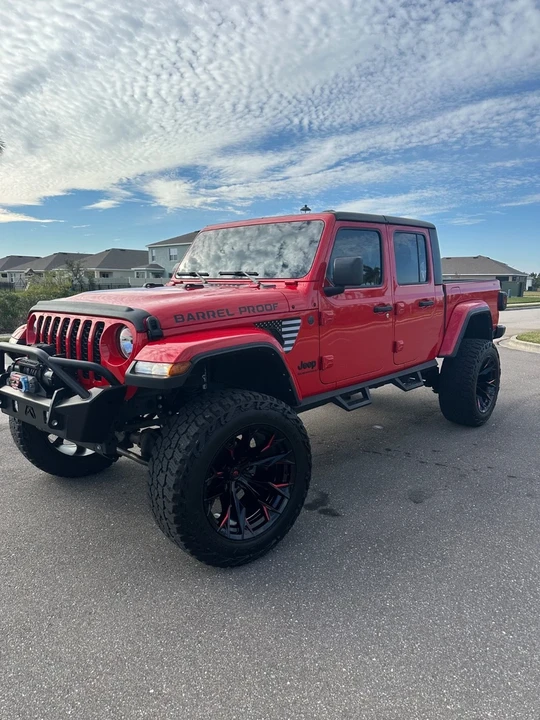 2023 Jeep JT Gladiator - Image 11 of 16