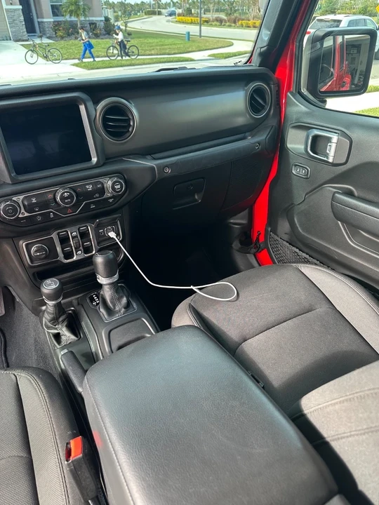 2023 Jeep JT Gladiator - Image 8 of 16