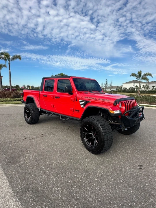 2023 Jeep JT Gladiator - Image 15 of 16