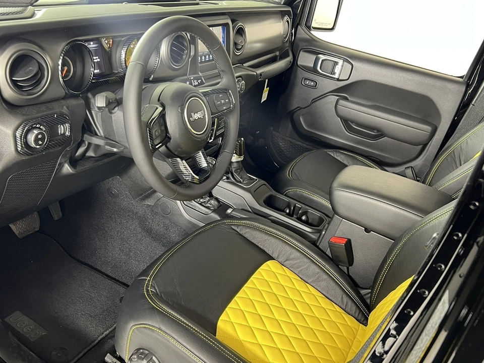 2023 Jeep JT Gladiator - Image 12 of 13