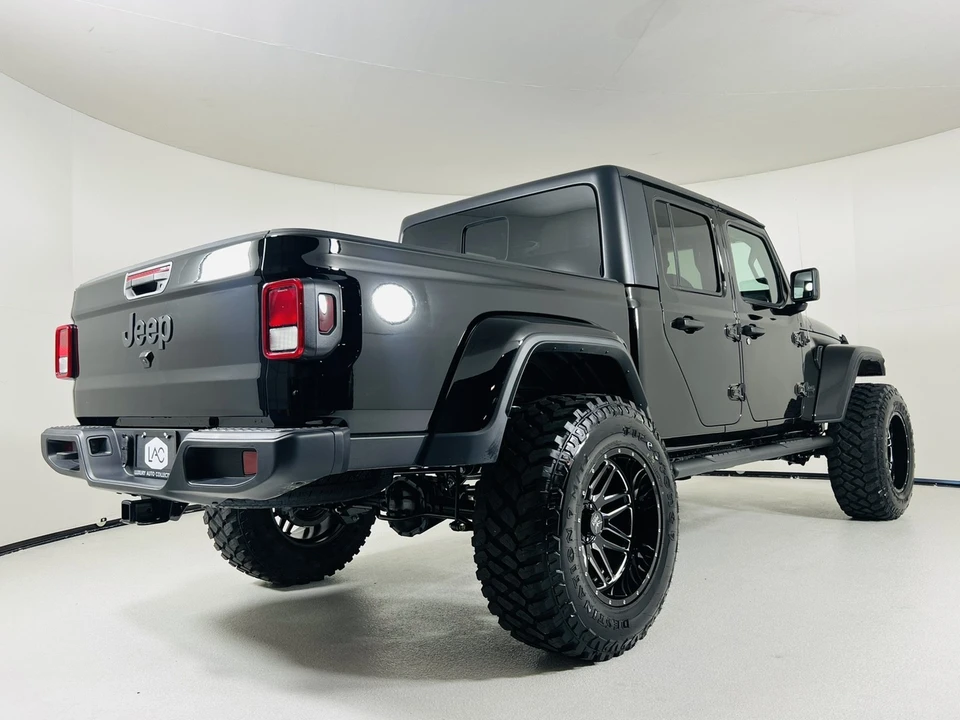 2023 Jeep JT Gladiator - Image 5 of 13