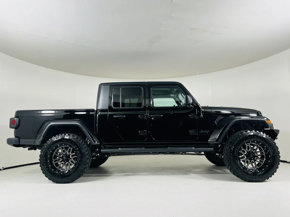 2023 Jeep JT Gladiator - Image 3 of 13