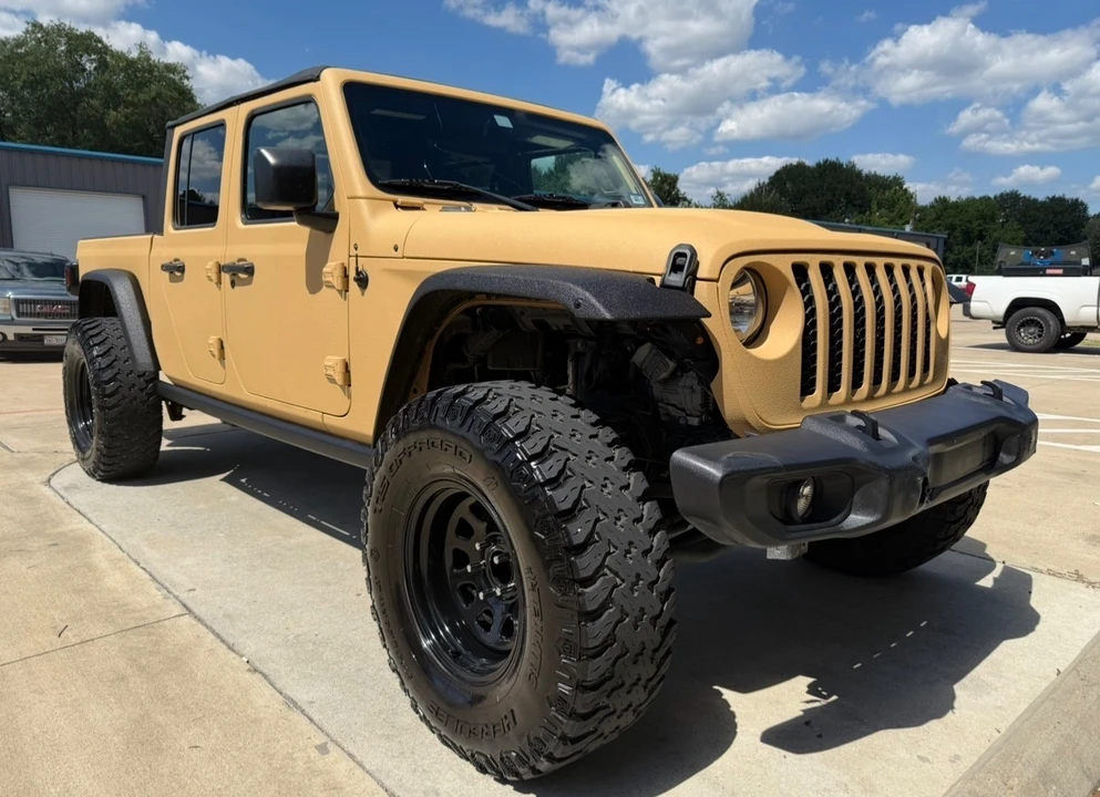 2023 Jeep JT Gladiator - Image 9 of 9