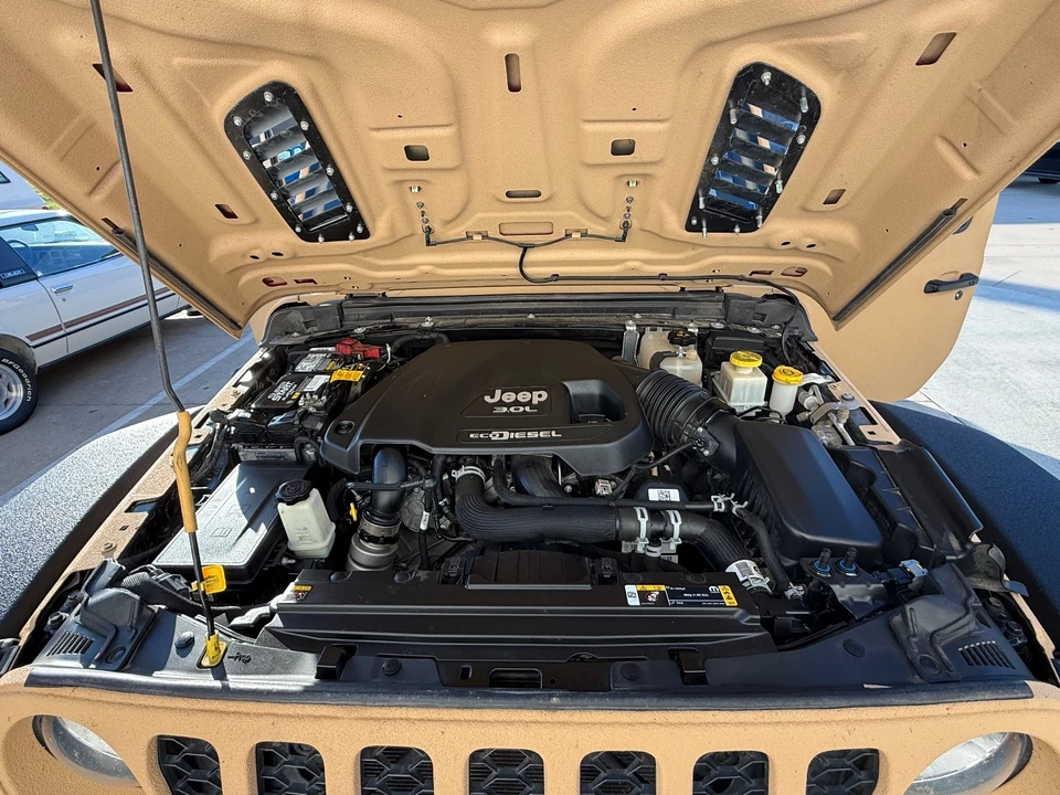 2023 Jeep JT Gladiator - Image 3 of 9