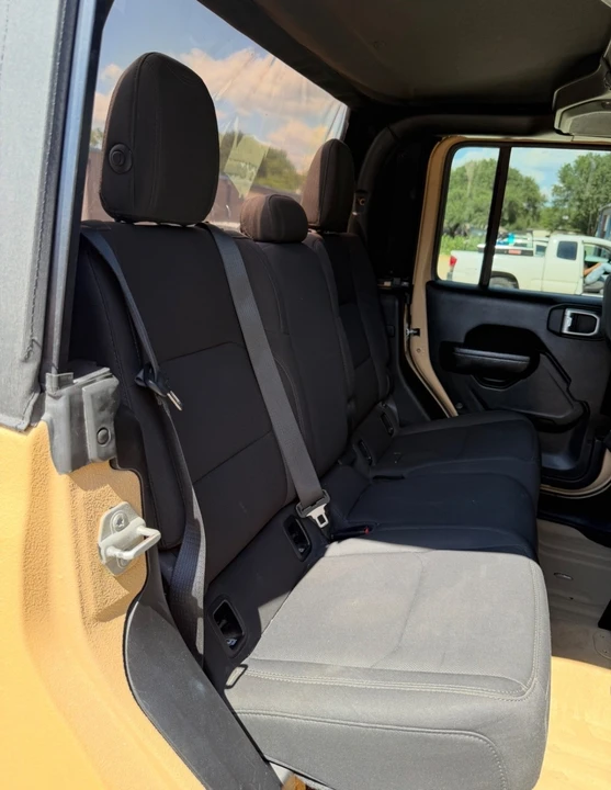 2023 Jeep JT Gladiator - Image 7 of 9