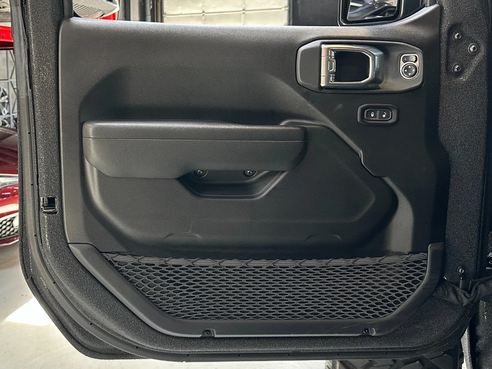 2023 Jeep JT Gladiator - Image 18 of 21
