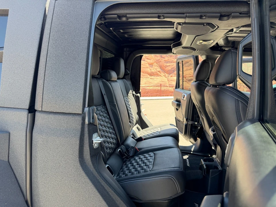 2023 Jeep JT Gladiator - Image 25 of 31