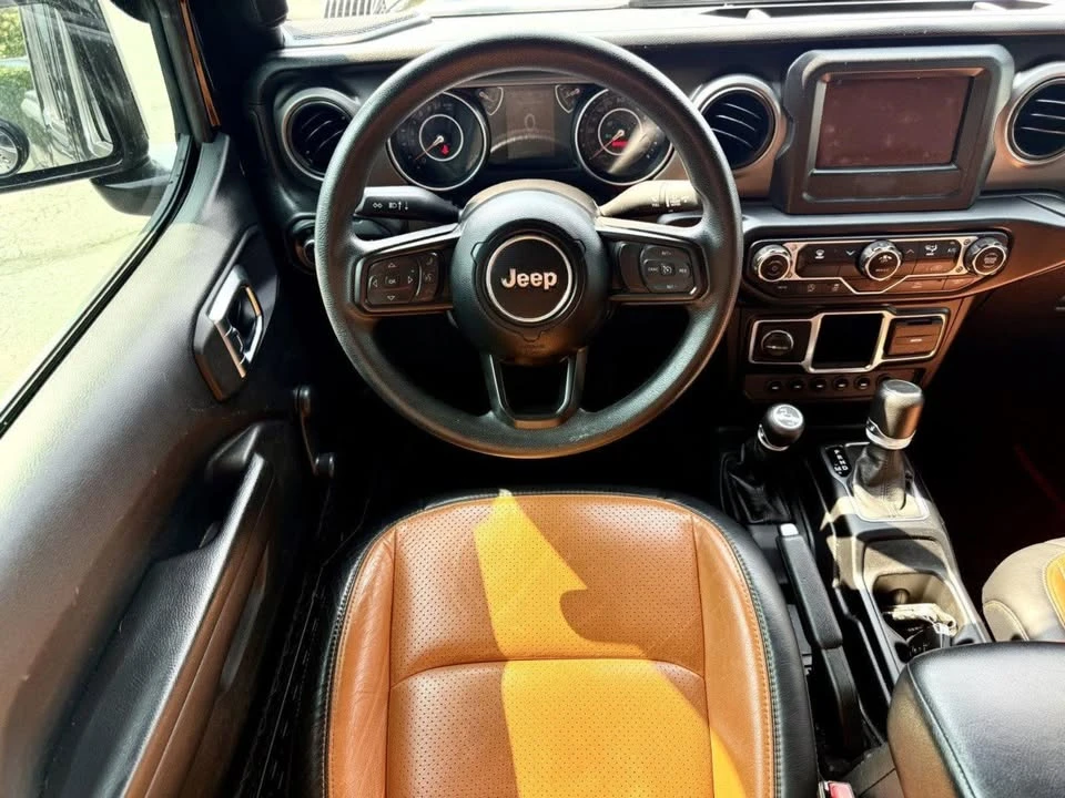 2023 Jeep JT Gladiator - Image 2 of 20