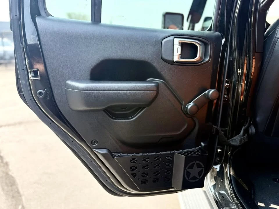 2023 Jeep JT Gladiator - Image 14 of 20