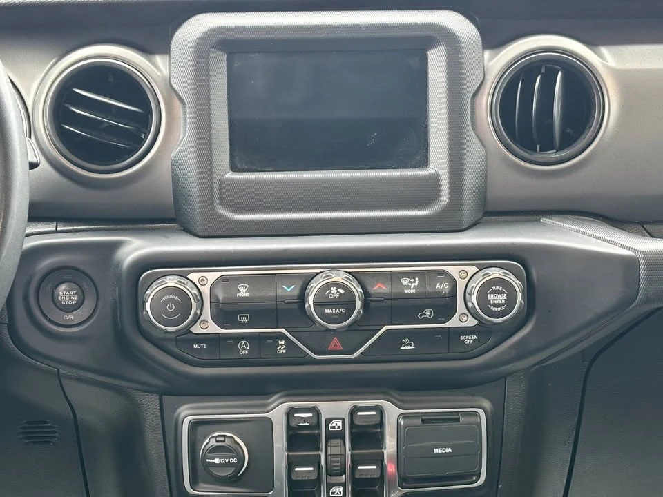 2023 Jeep JT Gladiator - Image 11 of 16