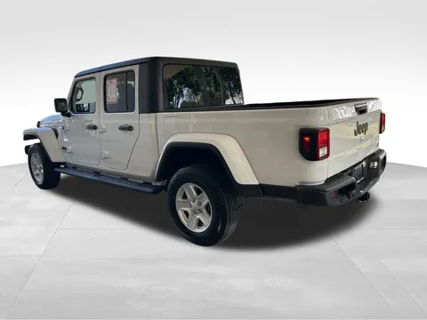 2023 Jeep JT Gladiator - Image 4 of 12
